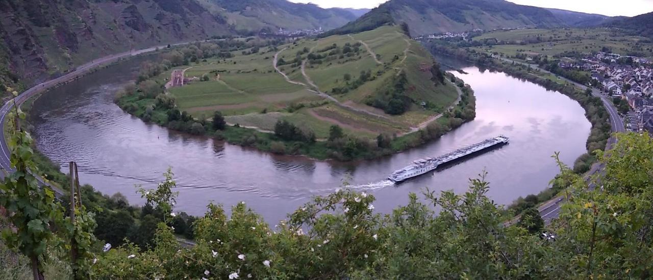 Luxury Holiday Home In Cochem For 7 People Ediger-Eller Extérieur photo